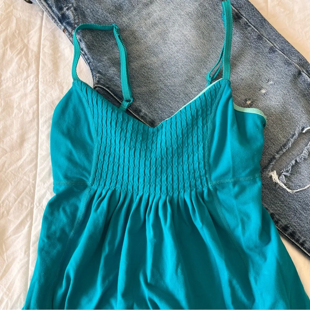 Lululemon Blue Strap Tank Top Shirt Size 6‎